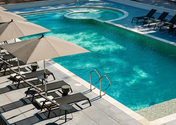 Hob La Truffiere מלון 4*