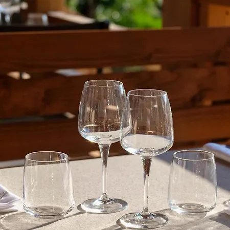 Hob La Truffière 4*